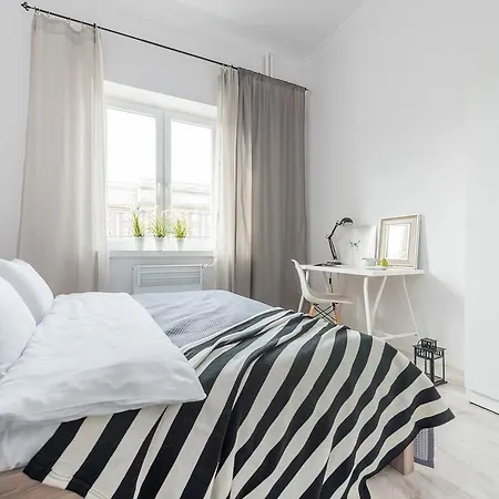 P&O Apartments Andersa Intraco Warsaw