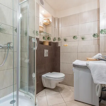 P&O Apartments Andersa Intraco *