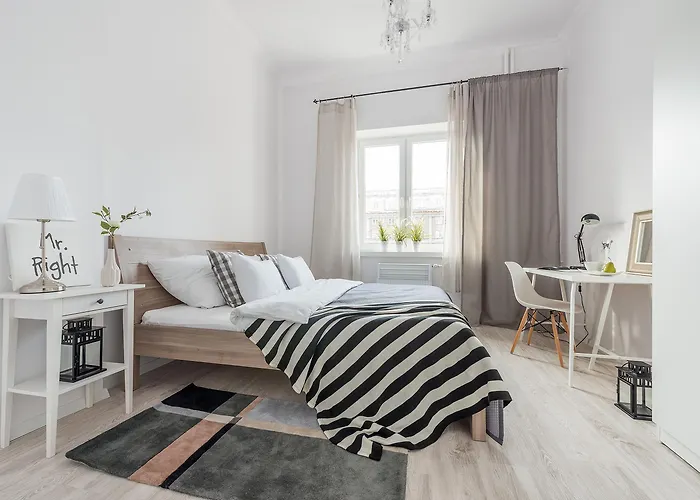 P&O Apartments Andersa Intraco Apartment