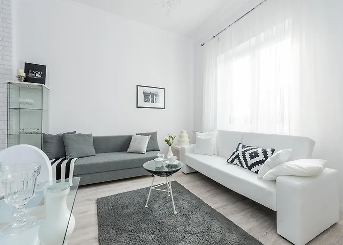 Apartment P&O Apartments Andersa Intraco Warsaw