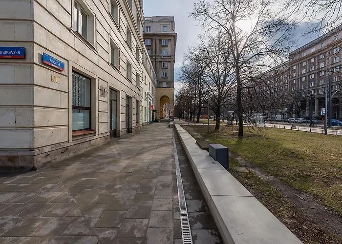 P&O Apartments Andersa Intraco *