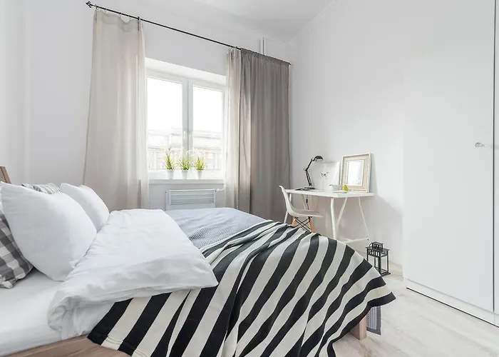 P&O Apartments Andersa Intraco Warsaw